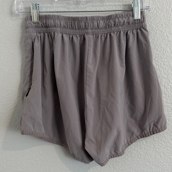 Alphalete shorts grey purple - Picture 6 of 7